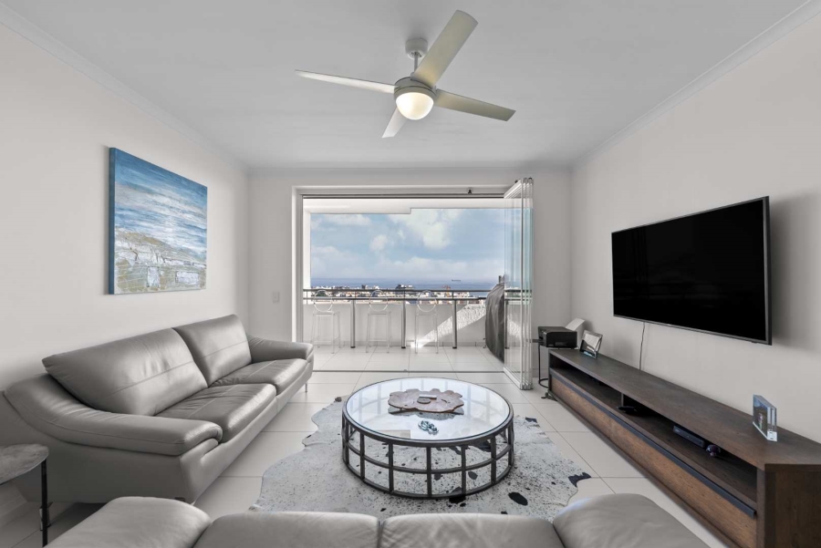 2 Bedroom Property for Sale in Sea Point Western Cape